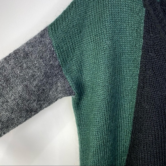 Mango Colorblock V-Neck Wool Blend Sweater High Low Drop Sleeve Gray Green Black - Picture 6 of 15